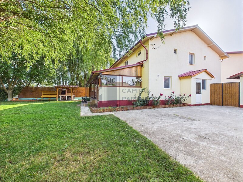 Domnesti Vanzare casa P+M, 7 camere, 4 dormitoare, 4 bai, garaj 3 autoturisme